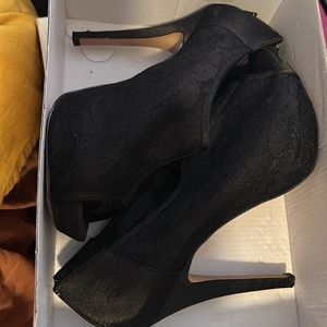 Spring Shoe Purge! Barely worn Black lace peep toe bootie